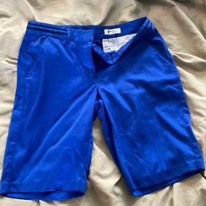 Greg Norman Ladies Everbest Golf Shorts Size 4